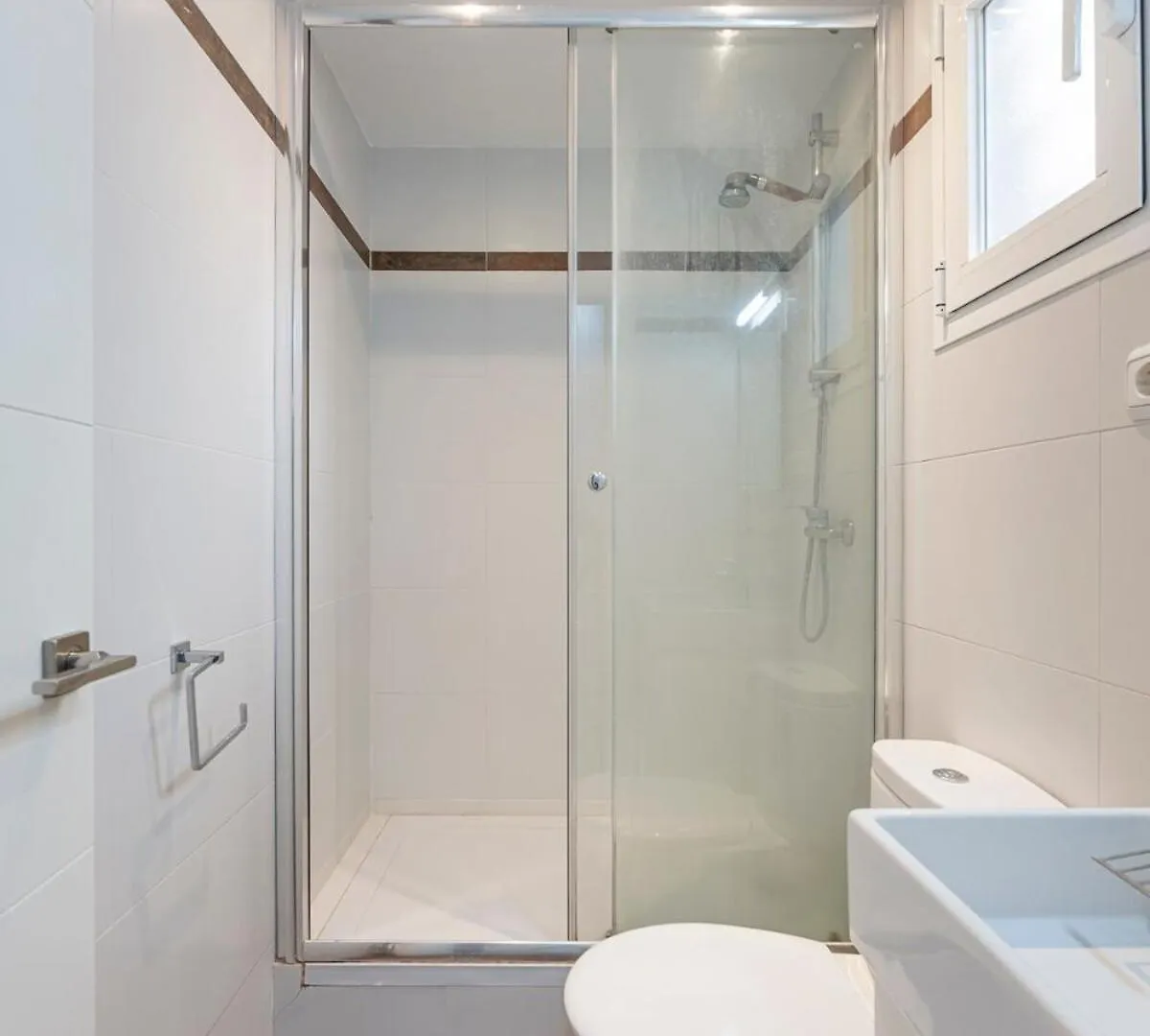 Cozy Studio With Ac & Barbecue, Close To The Sea Marbella Apartman